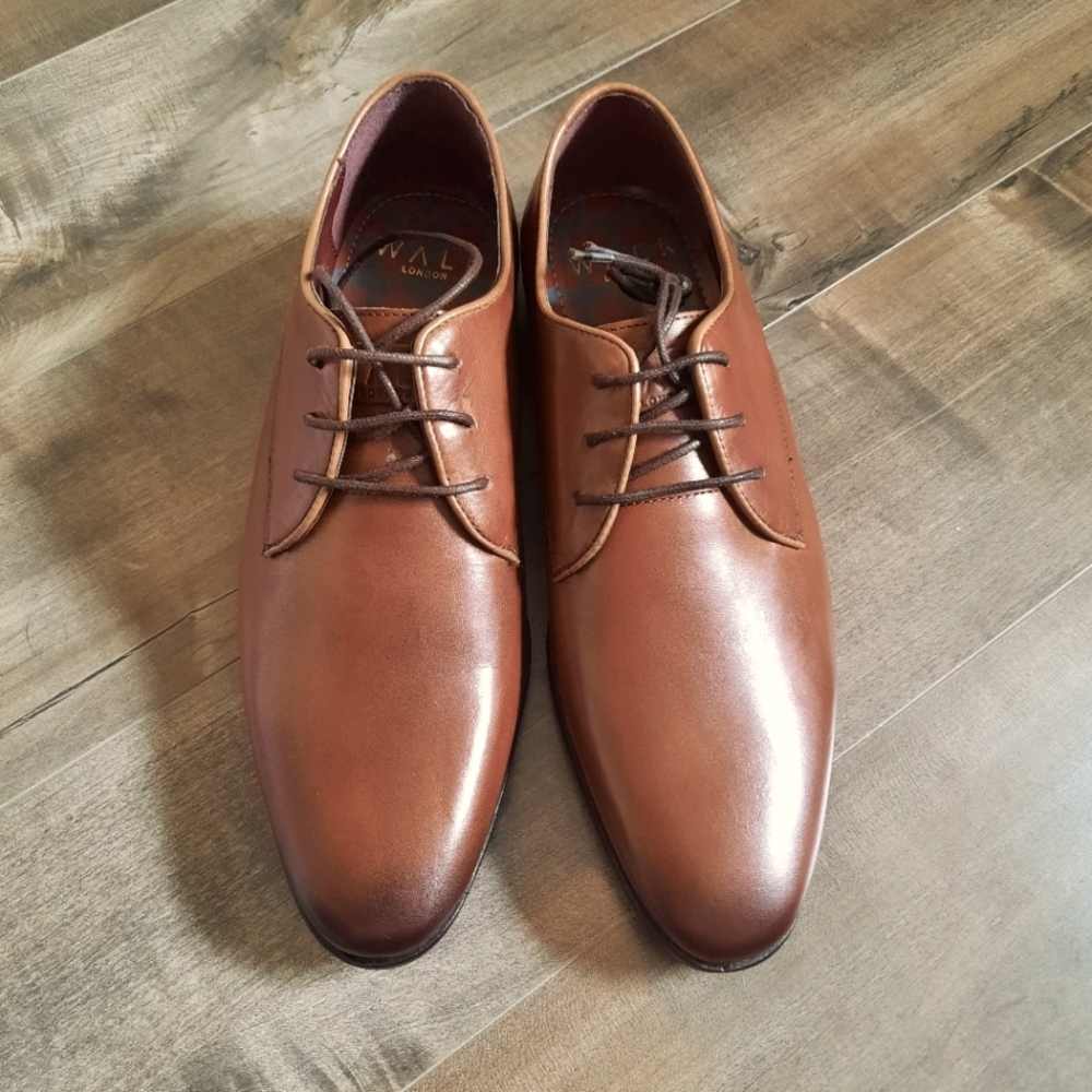 Walk London Leather Dress Shoes (Size 7)